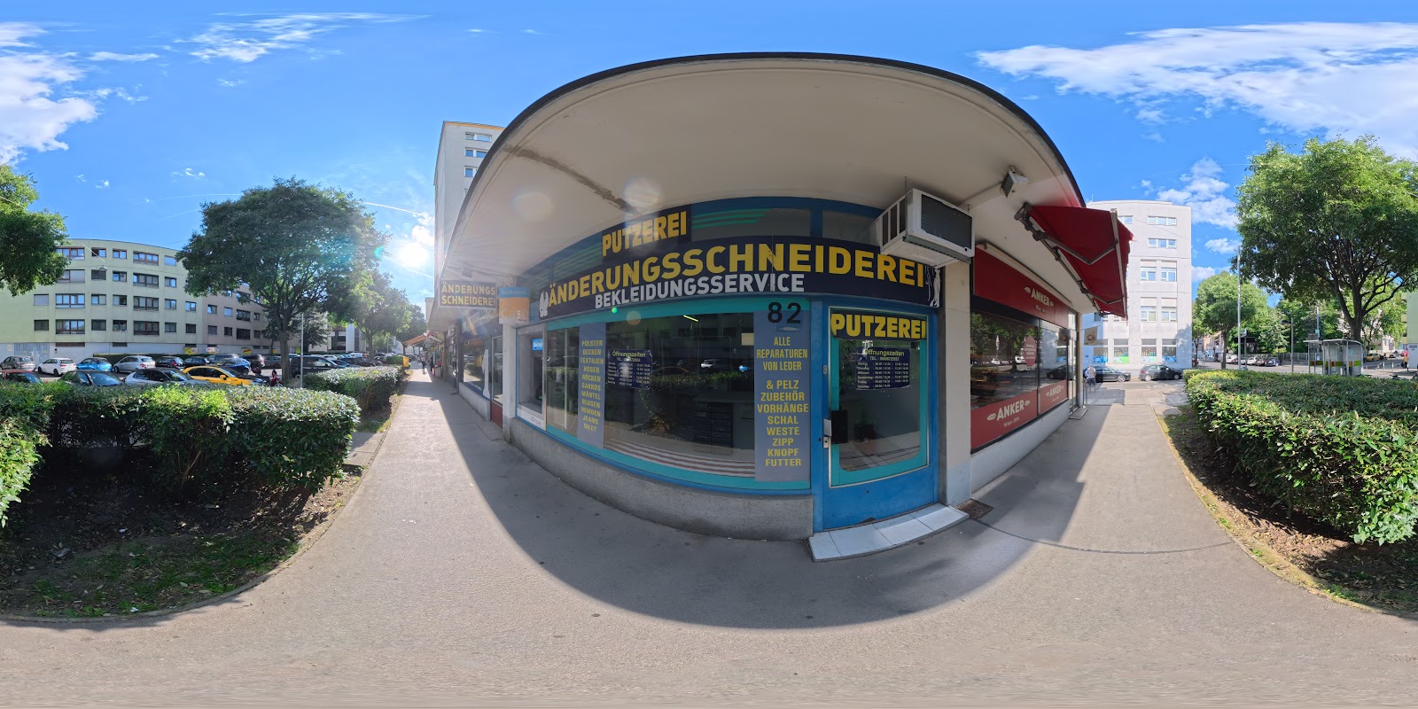 Eingang des Geschäfts in der Troststraße 82
